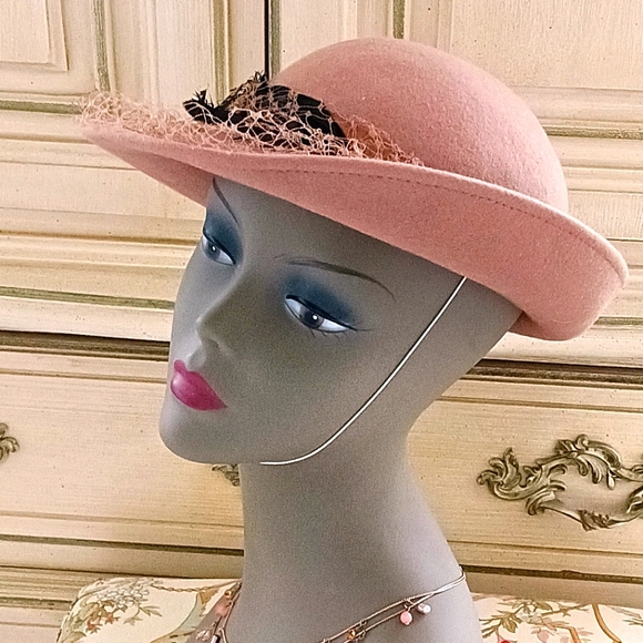 STYLISH VTG 100% WOOL \